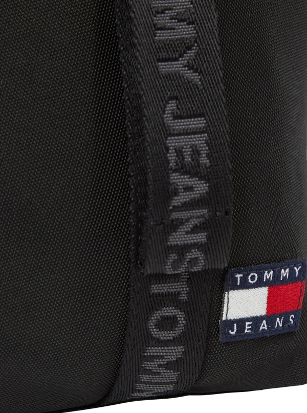 Laukkuja<Tommy Jeans pieni kassi