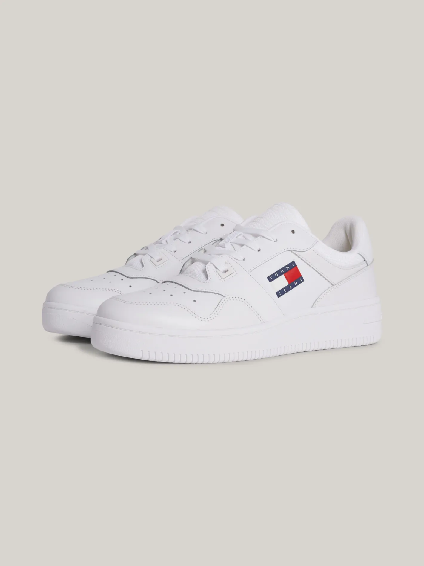 tommy_jeans_retro_basket_1-1.webp Tennarit<Tommy Jeans Retro Basket