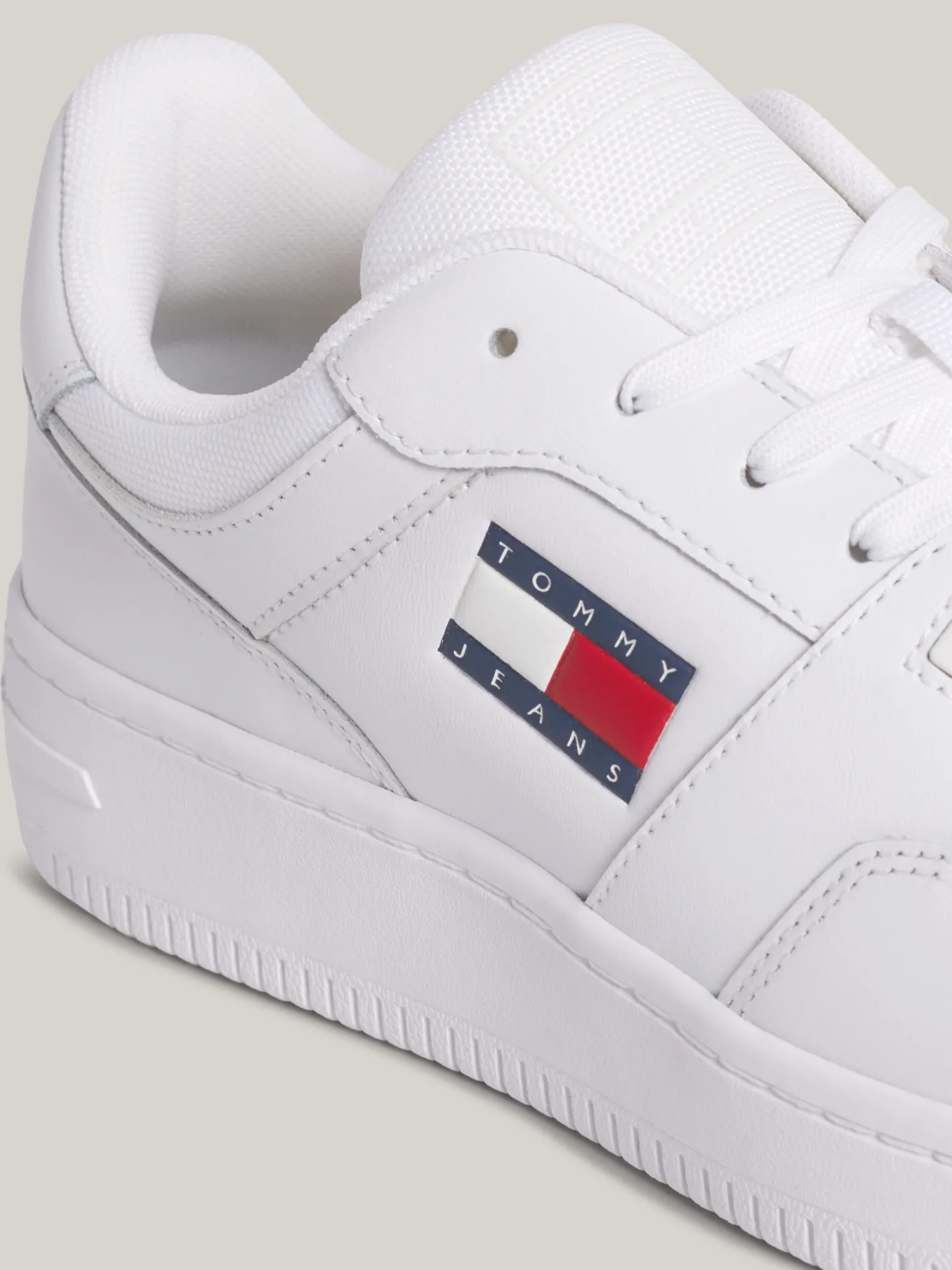 tommy_jeans_retro_basket_3-1.webp Tennarit<Tommy Jeans Retro Basket